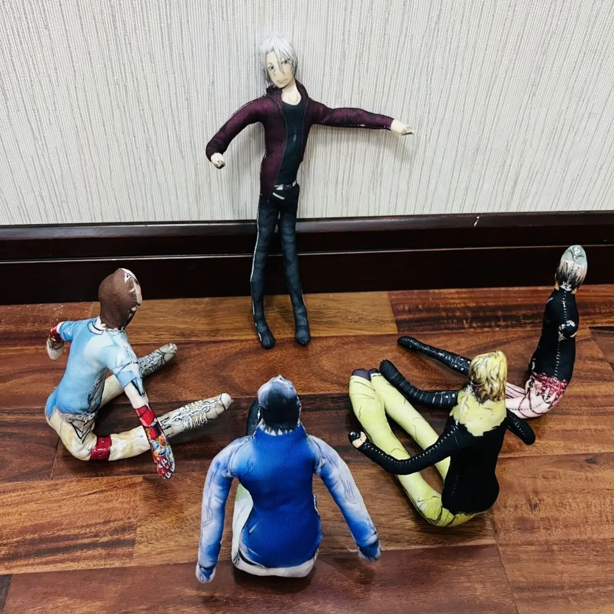 家庭教師ヒットマンREBORN! D.Sped アニメコスプレぬいぐるみ可動式抽象ボディワイヤースケルトンハロウィン小道具