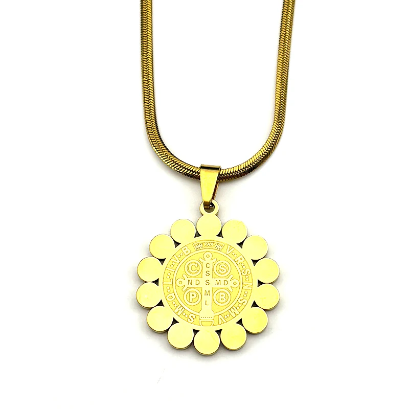 حجر الراين سانت بنديكت ميدالية قلادة قلادة للرجال النساء الذهب اللون الفولاذ المقاوم للصدأ سان بينيتو مجوهرات الحفلات الدينية