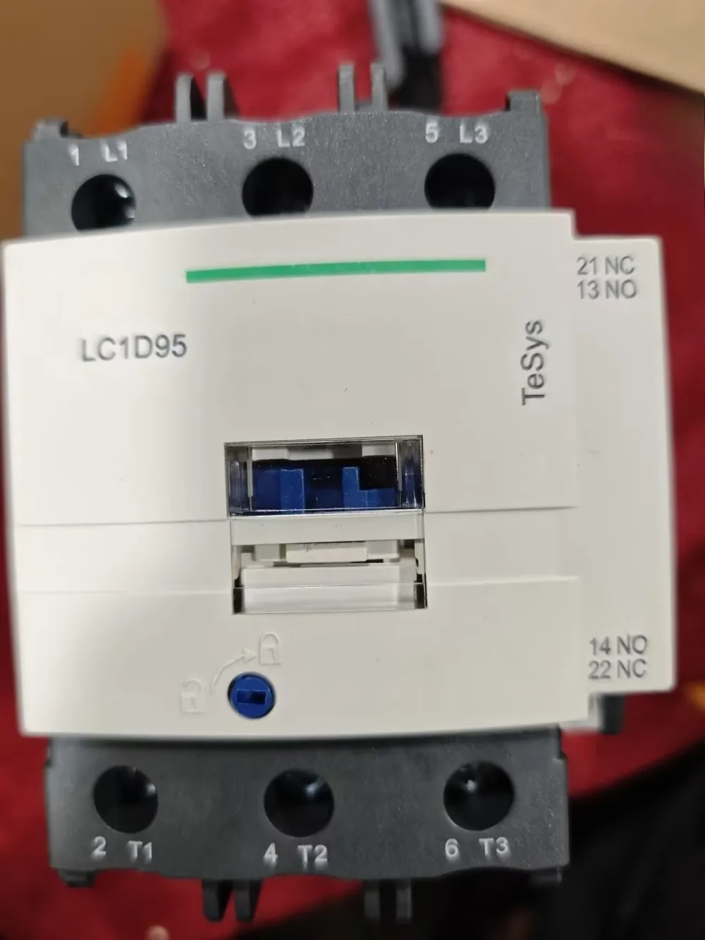 Brand New Original LC1D95BD LC1-D95BD Contator  Deca 3P 95A AC-3 24V CC 50/60Hz 1NA+1NF Fast Delivery