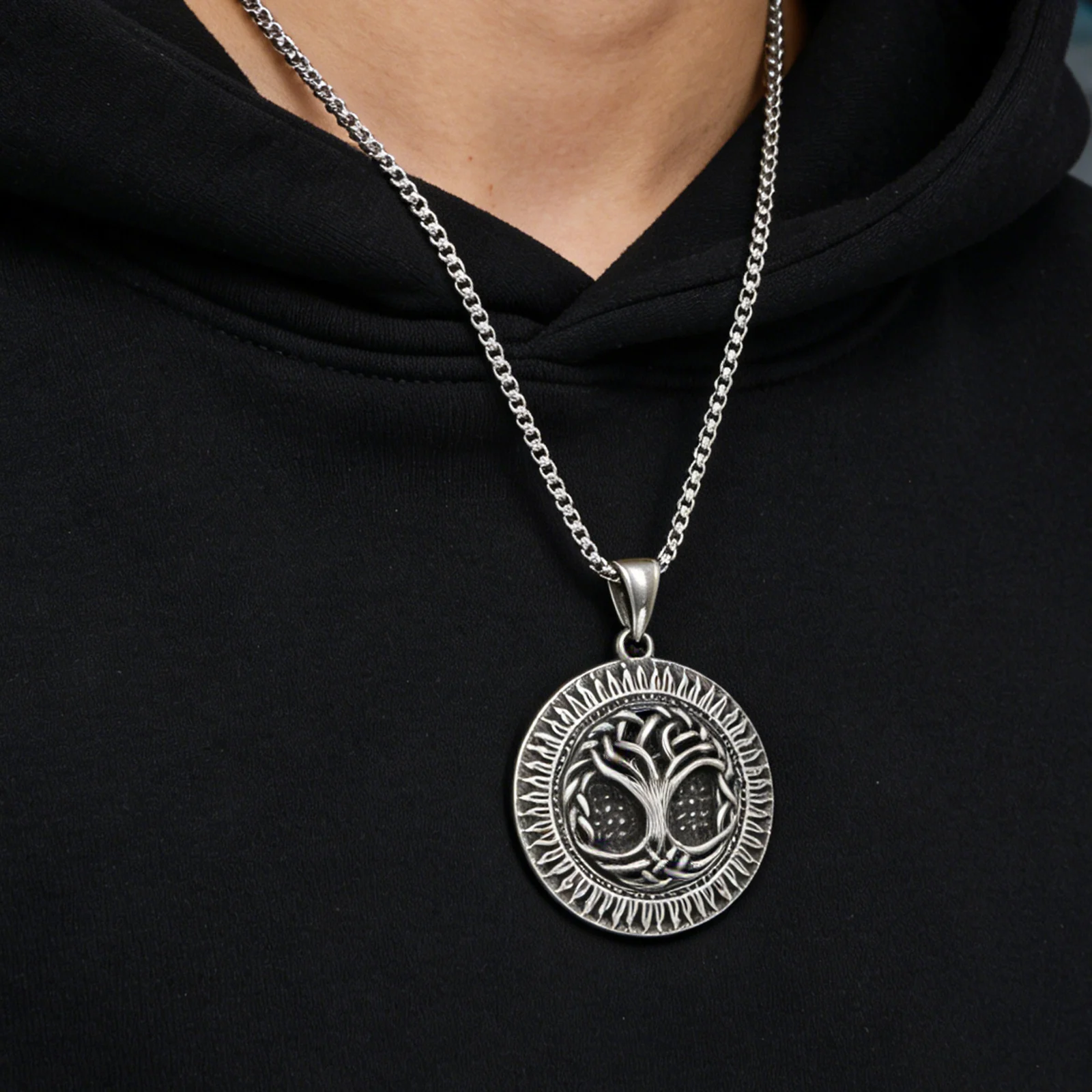 LNCHRAN Herren-Halskette mit rundem Anhänger aus 316L-Edelstahl, Yggdrasil, Baum des Lebens, Box-Kette, Wikinger-Nordic-Schmuck, Geschenk für Männer