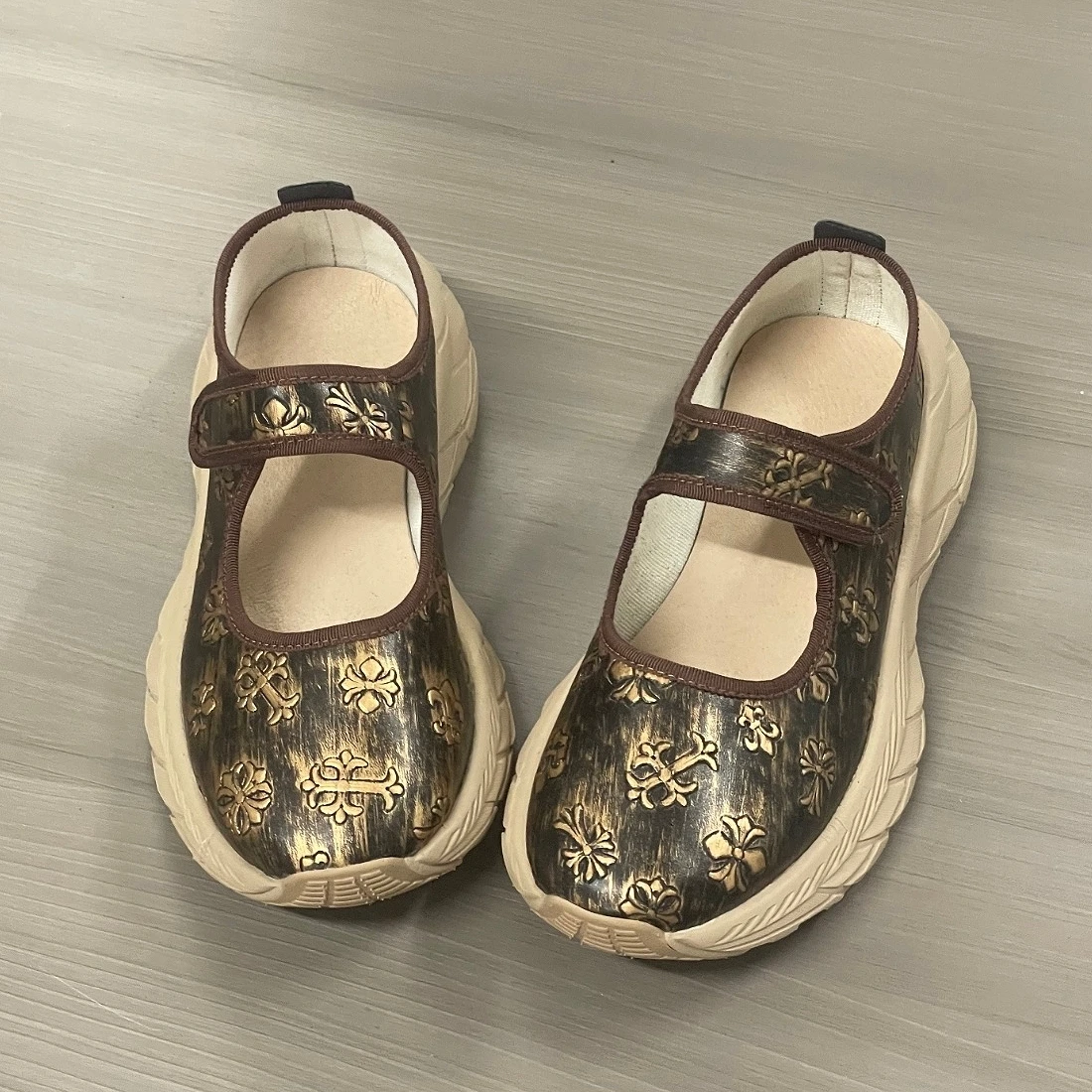 Zapatos de Mujer Xingliupi, Al - Canvas Sneaker High reseña y precio