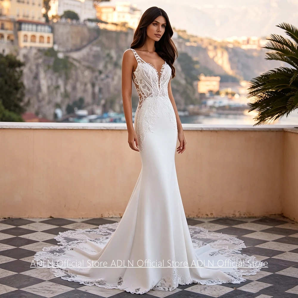 Wedding Dress Customized V Neck Sleeveless Sparkling Beading Sequined Applique Court Train Mermaid Bridal Gown for Bride