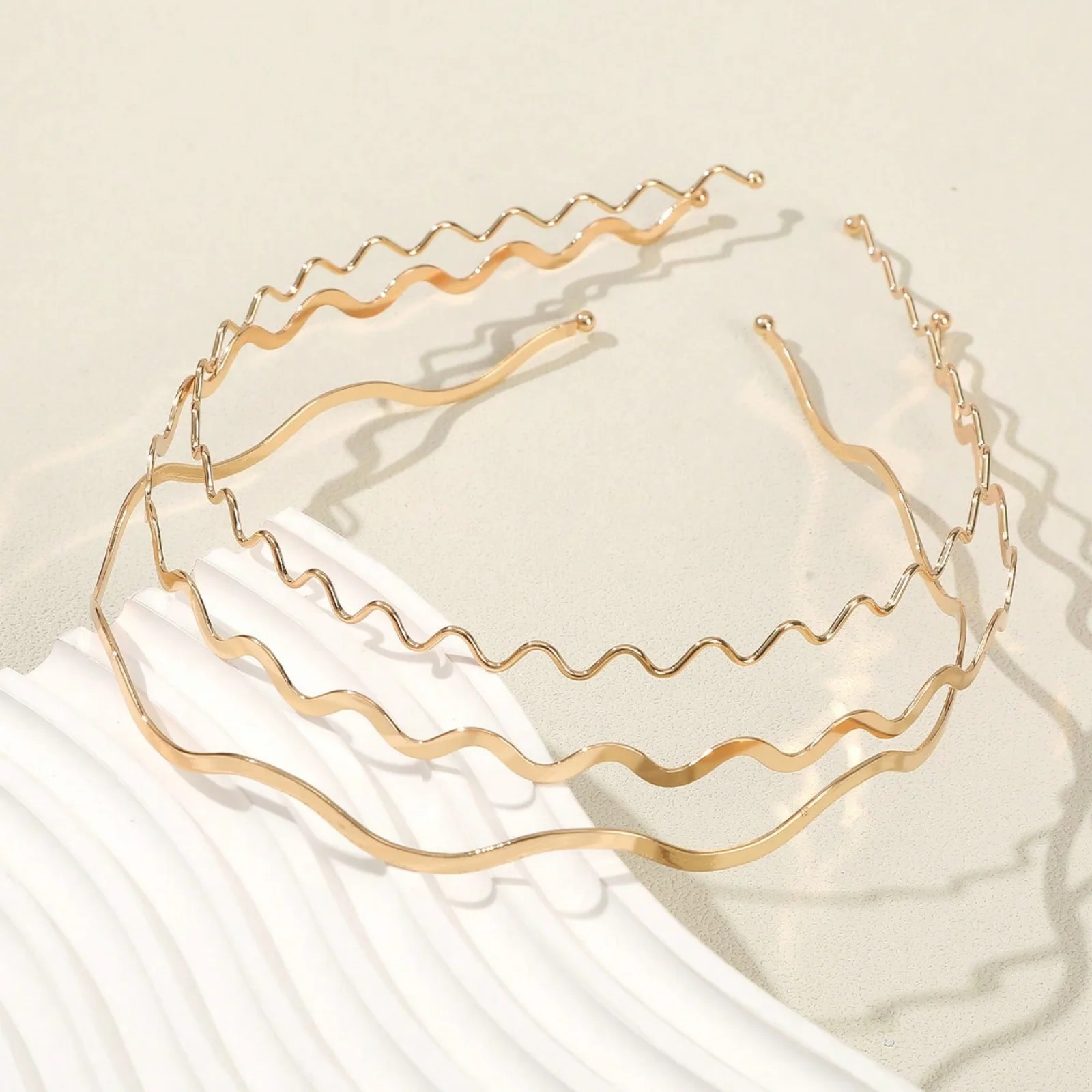 3PCS Damen Metall Gold Thin Wave Stirnbänder, minimalistische und praktische Bang Haarbänder, ultra-minimalistische elegante Haar-Accessoires ( – Detail 6