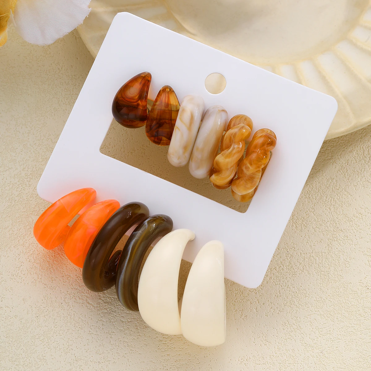 ชุดต่างหูเรซิ่นหลากสีสไตล์โบฮี - Resin Art Ring บทวิจารณ์และราคา