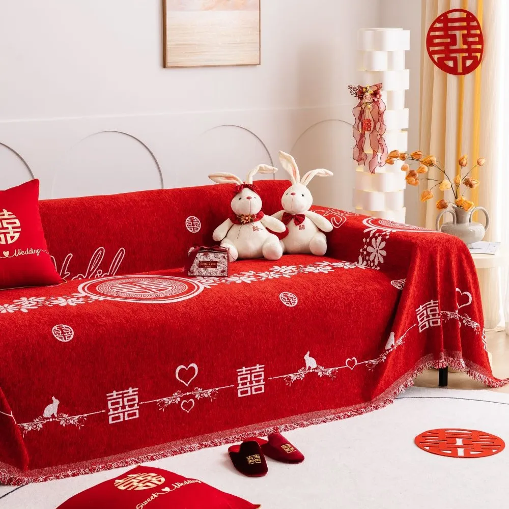  Universal Multifunctional Non Slip Skin Friendly Chenille Romantic Wedding Decoration Red Sofa Towel Cover Blanket Living Room