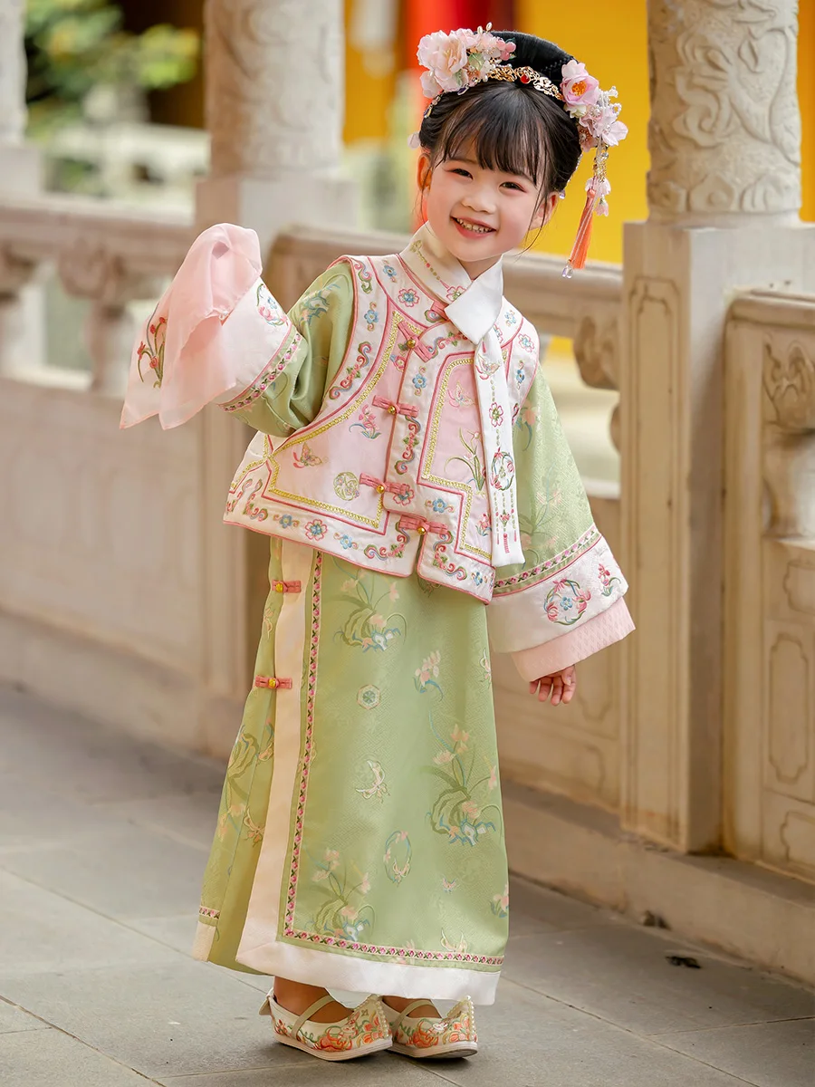 Hanfu girls grid clothing autumn 2024 new product embroidery high-end ancient cheongsam baby new Chinese suit Tang clothing