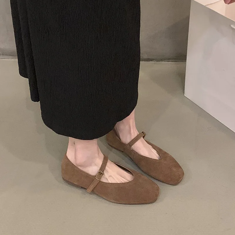 Neue Frühlingsmode: Damen-Flats mit Schnallenriemen, Sommerliche Casual-Schuhe, Flache Damenschuhe, Weiche Mary Janes für Damen – Detail 8