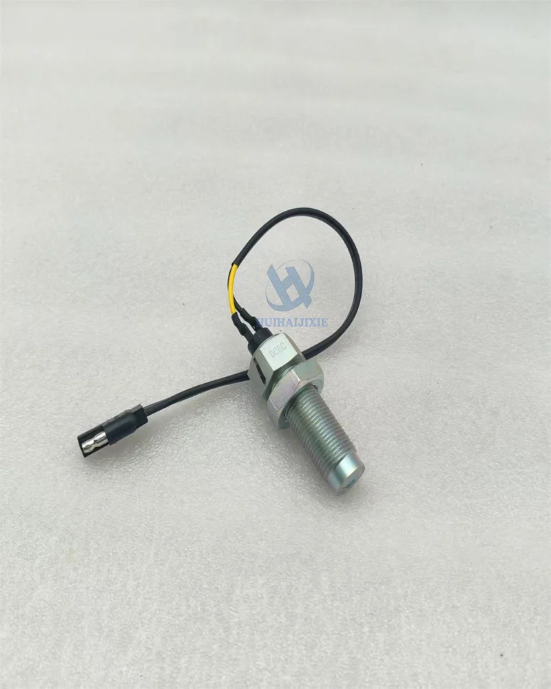 

Датчик скорости высококачественных деталей для двигателя Dongfeng Cummins 4BT 6BT 3971994