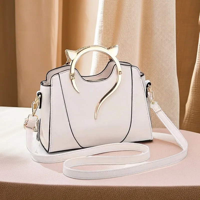 

Ladies Go Out Messenger Bag Light Fashion Super Fire Niche Design Sense Go Out To Play High Value Simple Versatile Exquisite