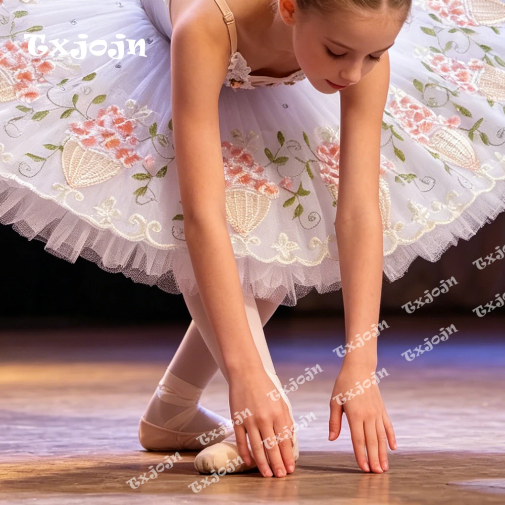 Festive Ballet Dress Girls 3-16Y Tutu Skirt Dance Costume Holiday Party Ballerina Costume Tulle Floral Accents Christmas Gift