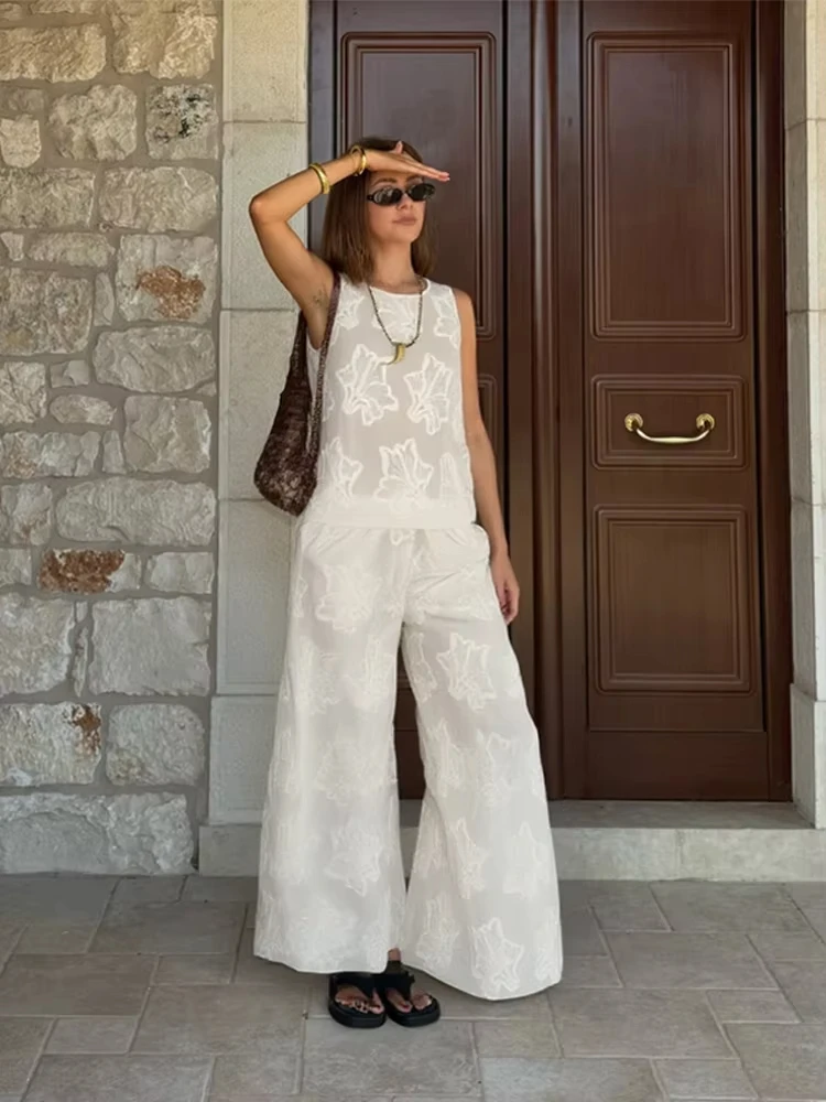 

HH Women Casual Floral Embroidery 2 Pieces Set O Neck Sleeveless Vest Tops Loose Drawstring Trousers Summer Holiday Outfits