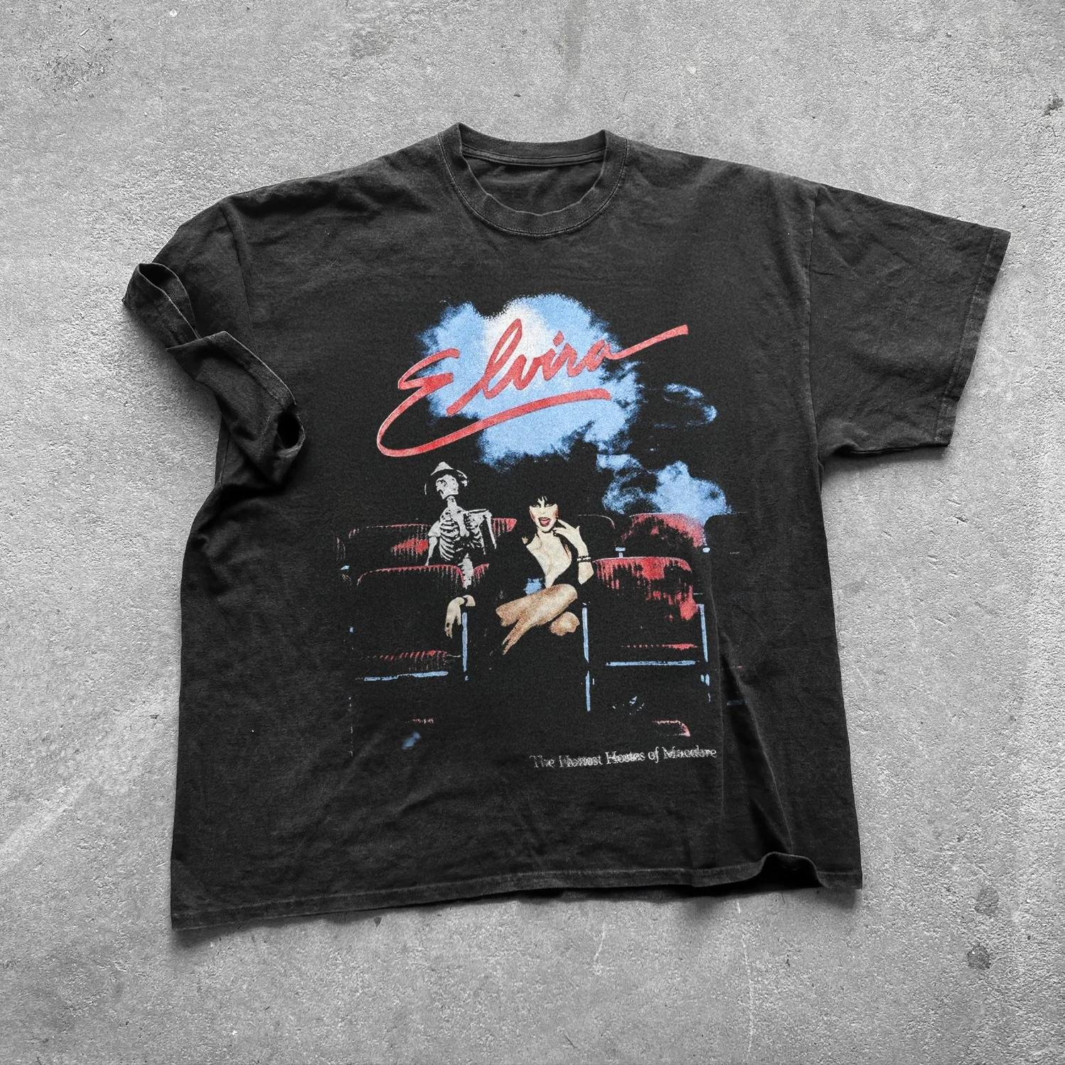 Elvira Mistress of The Dark Vintage Retro Horror Movie Graphic T-Shirt Cotton Men Women Streetwear Tee