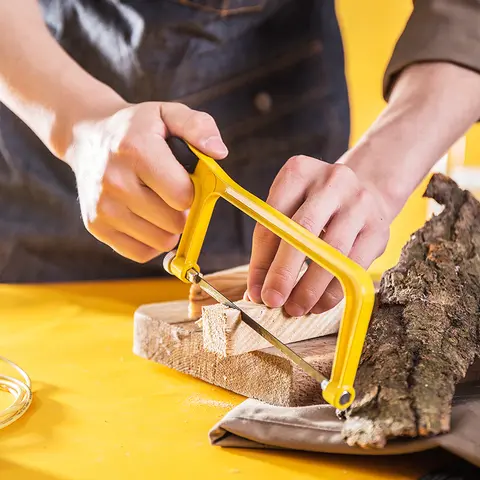 Deli-6 인치 미니 톱, 65Mn 강철 쇠톱, 목공 도구, 미끄럼 방지 손잡이, 나무 보드 절단용 손 톱, 목수 수공구