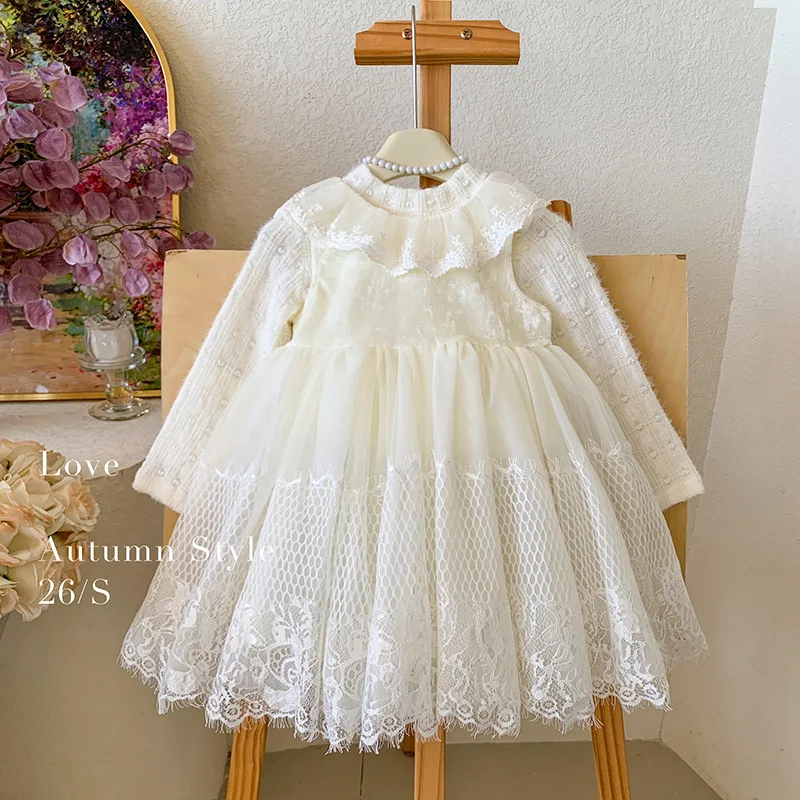 New spring and autumn collection: Korean-style sweet lace camisole top and sleeveless mesh princess two-piece set for girls