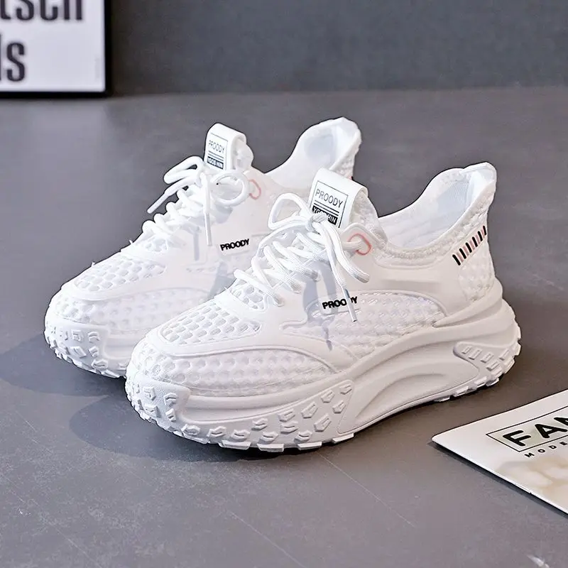 2026 Latest Ladies Ventilated Net Thick Sole Athletic Footwear Flattering Everyday Leisure Height Boost Trainer
