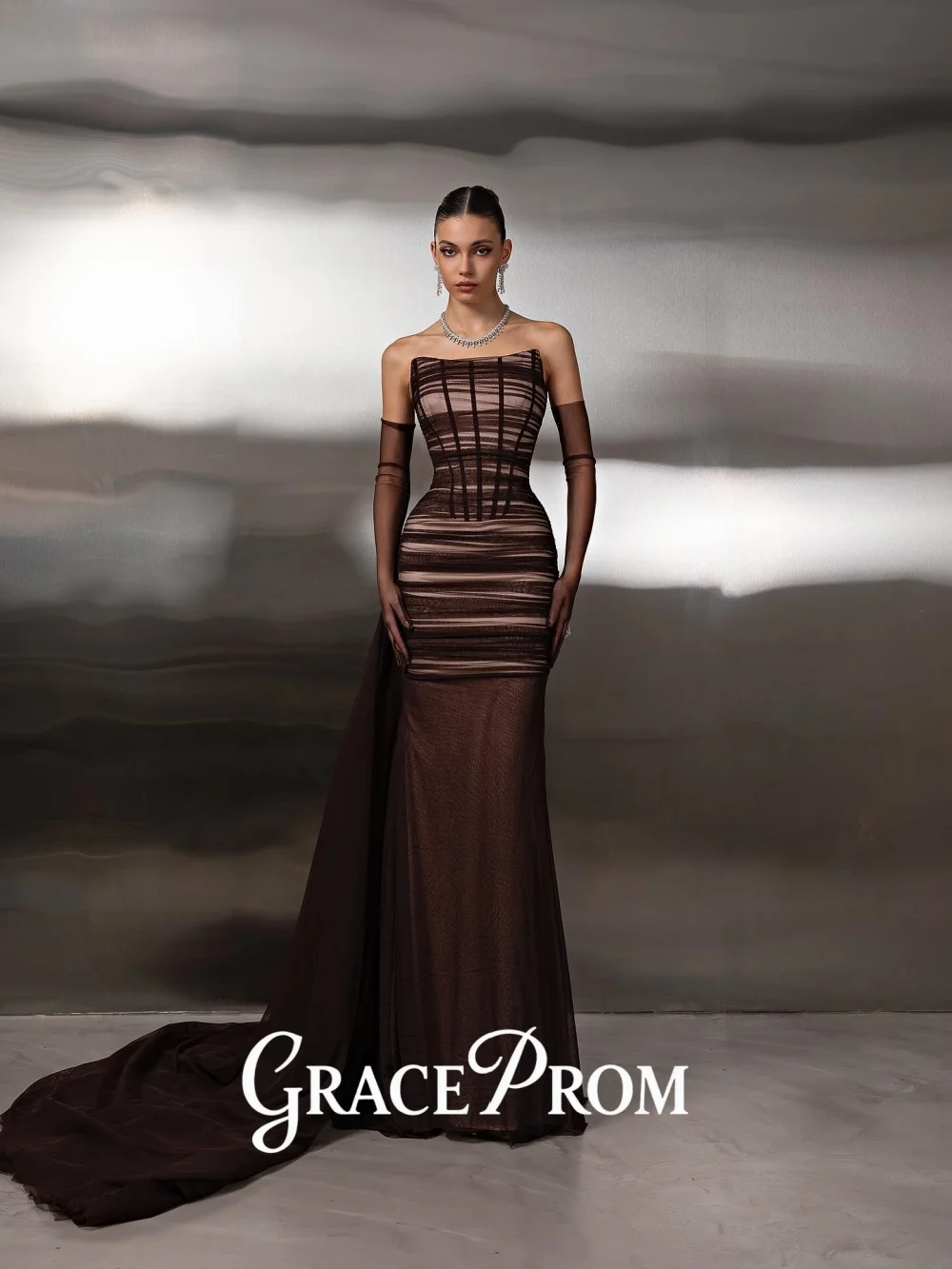 

GraceProm Stylish Strapless Evening Dress 2026 Edgy Striped Carpet Gown Glamorous A-line Floor-Length Party Gown