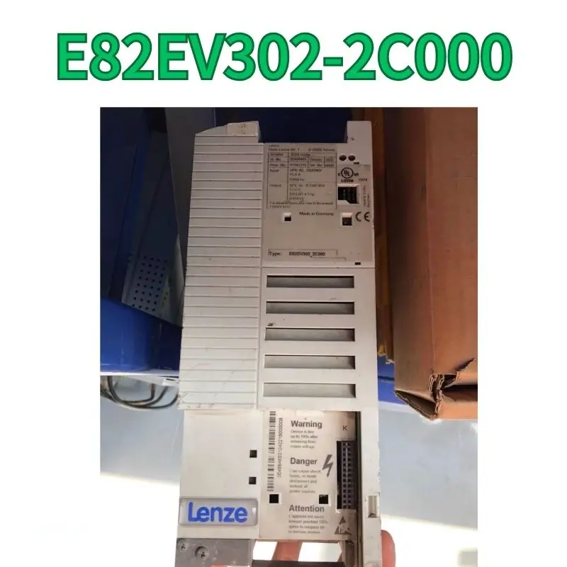 

second-hand Frequency converter E82EV302-2C000 test OK Fast Shipping