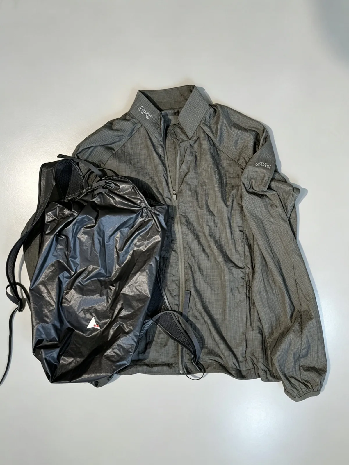 

Uvu summer sunscreen UV protection ultra-thin breathable jacket sports outdoor running quick-drying skin jacket
