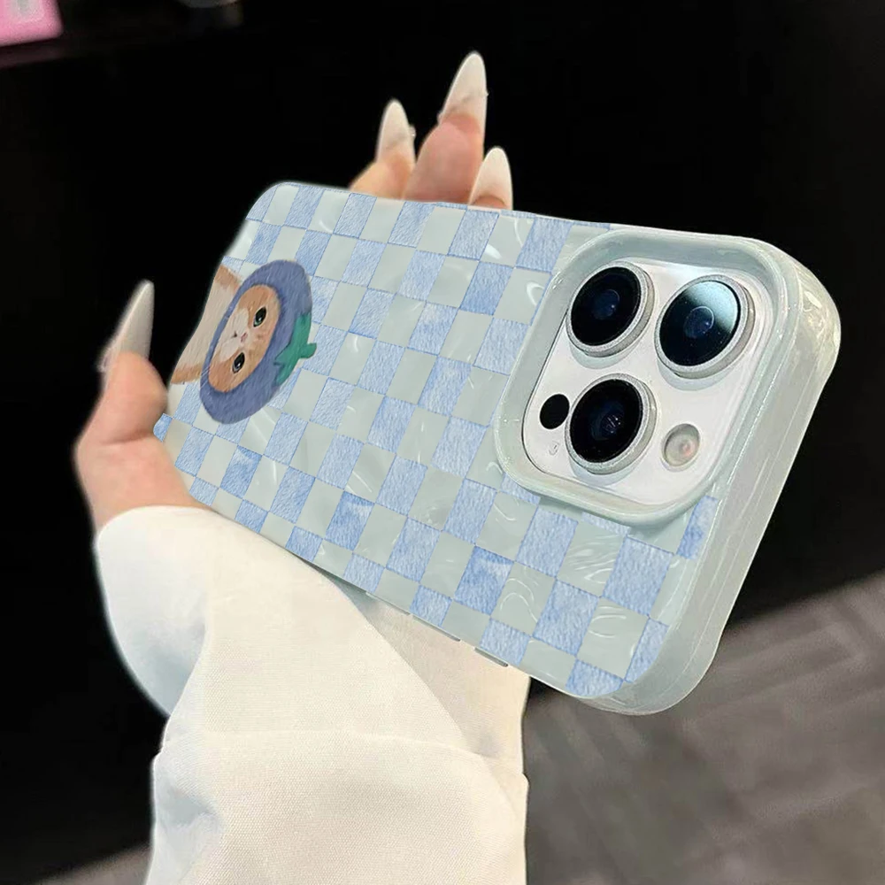 Modisches kariertes Handyhülle mit süßem Katzenmuster für iPhone 17 16 15 14 13 12 11 Pro Max 14 Plus 17Air, weiche Silikonhülle mit Falten-Wellen-Design – Detail 1