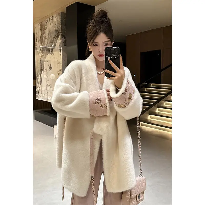 سترة نسائية للخريف والشتاء من الفرو الصيني الجديد ملابس خارجية من الفرو الصناعي تصميم فاخر ماركة بسيطة موضة ناعمة للترفيه صديقة للبيئة