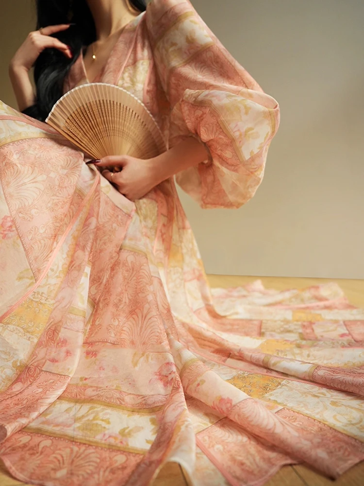 Designer-Sommer-Damenmode 2025, Retro-Kleid mit geometrischem Druck, V-Ausschnitt, geraffter Taille, modischer, lockerer, bauschiger A-Linien-Rock