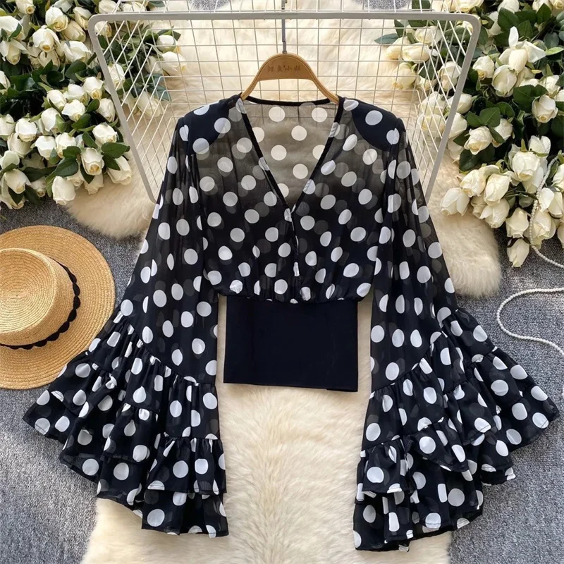 

Летняя женская блузка с дизайнерским акцентом, шифоновая, в горошек, сексуальная, с V-образным вырезом, с длинными рукавами, с оборками, укороченная, приталенная, солнцезащитная накидка