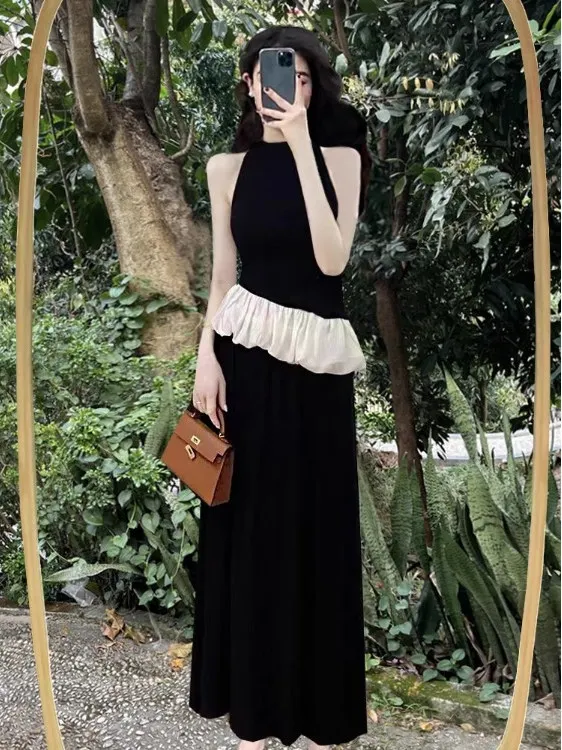 

Шикарный черный топ без рукавов с завязками на шее, женский летний комплект 2026 года, новый стиль, уникальный модный топ, модный комплект из двух предметов