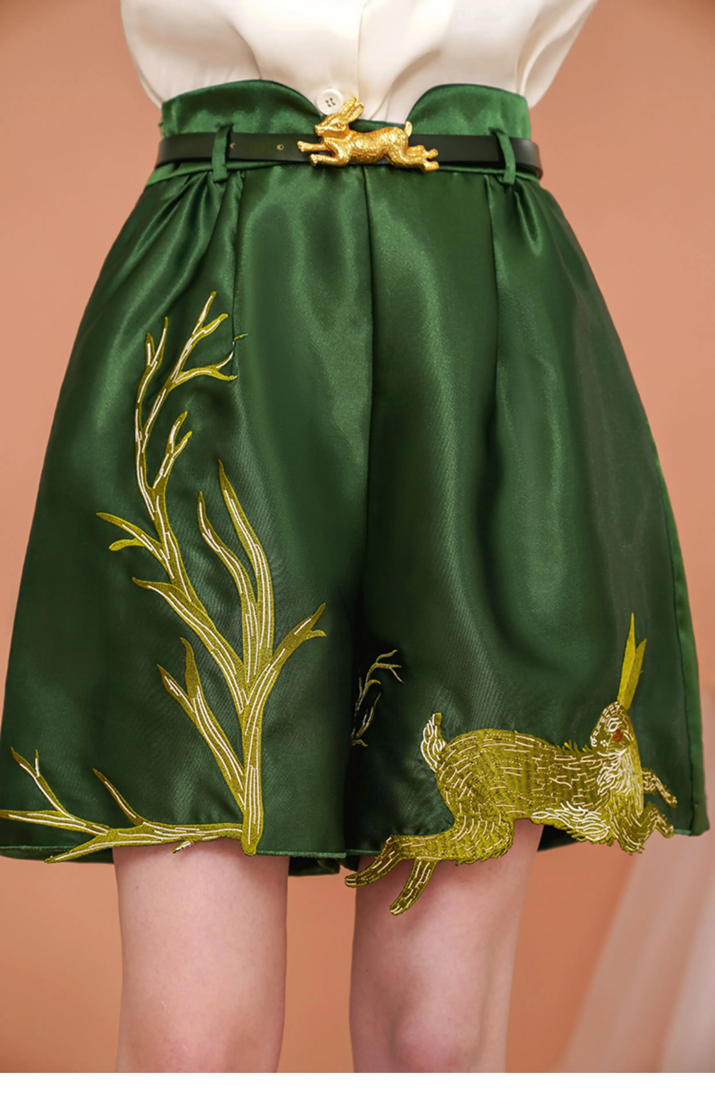 66-74cm Waist Spring Summer Shorts Original Design Women Vintage Elegant Delicate Embroidered Rabbit Running Bunny Green Shorts