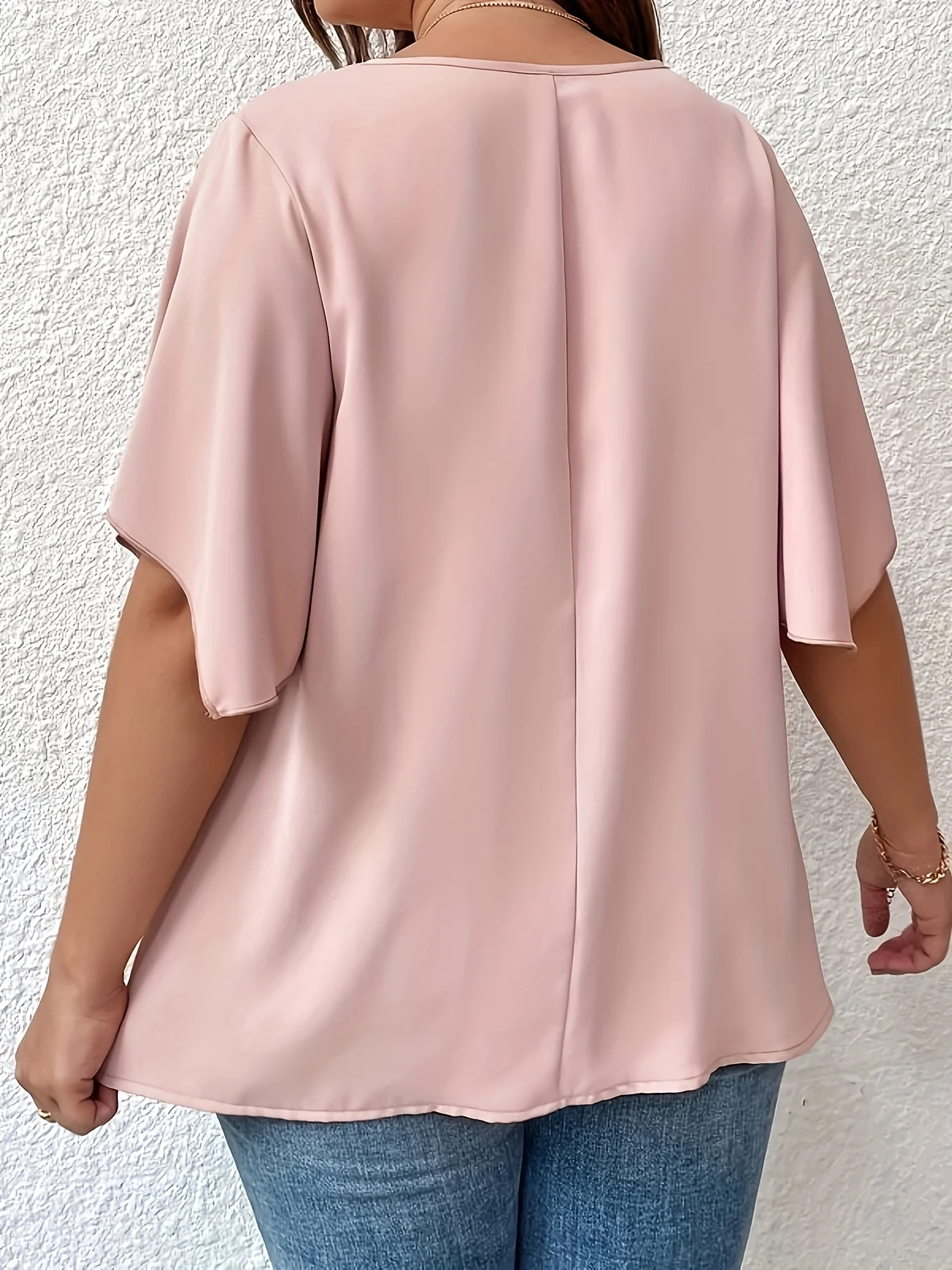 Plus Size 1XL-5XL damska koszulka w jednolitym kolorze z dekoltem w szpic bluzka rękawami typu dzwony lekko rozciągliwa koszulka z swetry na co dzień