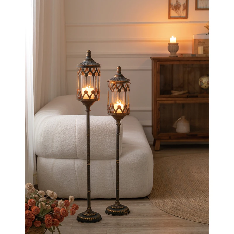 2025 Latest Design American Floor Stands Metal Candle Holder Vintage Candlesticks for Wedding Decoration