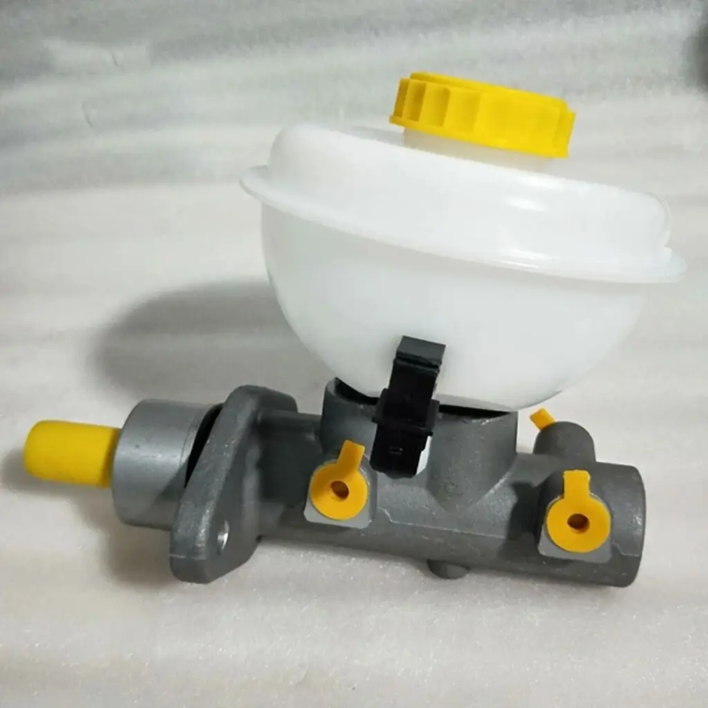 Auto parts HG004-3505010 / HG003-3505010 Brake master cylinder assembly FOR ZX Auto Grandtiger (distinguish With or without ABS)