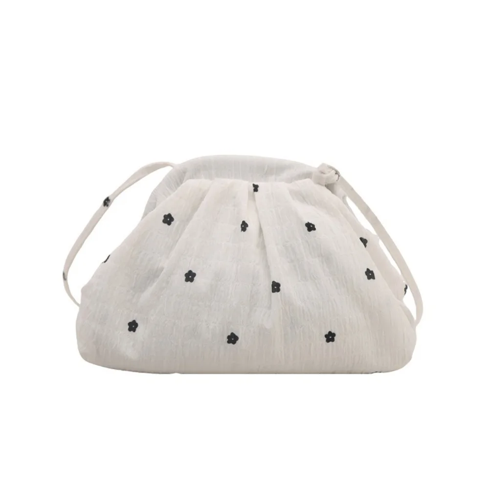 

Casual Polyester Single Shoulder Bag Flower Drawstring Makeup Bag Korean Style Skincare Storage Bag Crossbody Bag Party