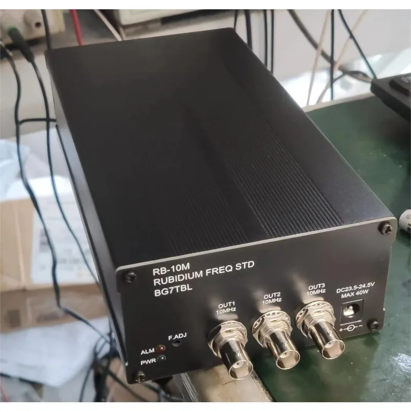 

RB-10M 10MHz Rubidium Frequency Standard High Precision Atomic Clock 24V 3-Channel Sine WaveGoods in stock