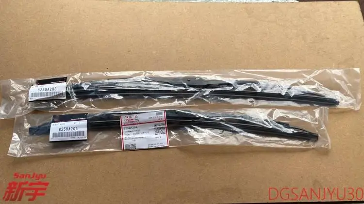 

PAJERO4 V90W V80W BLADE ASSY,WINDSHIELD WIPER 8250A204 500mm 8250A203 550mm