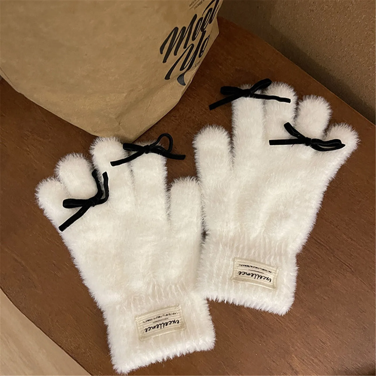 Cute Winter Thickened Touch Screen Gloves Fullfinger Y2k Women Lolita Bow Tie Gloves Mittens Jk Accessories New Year Gifts