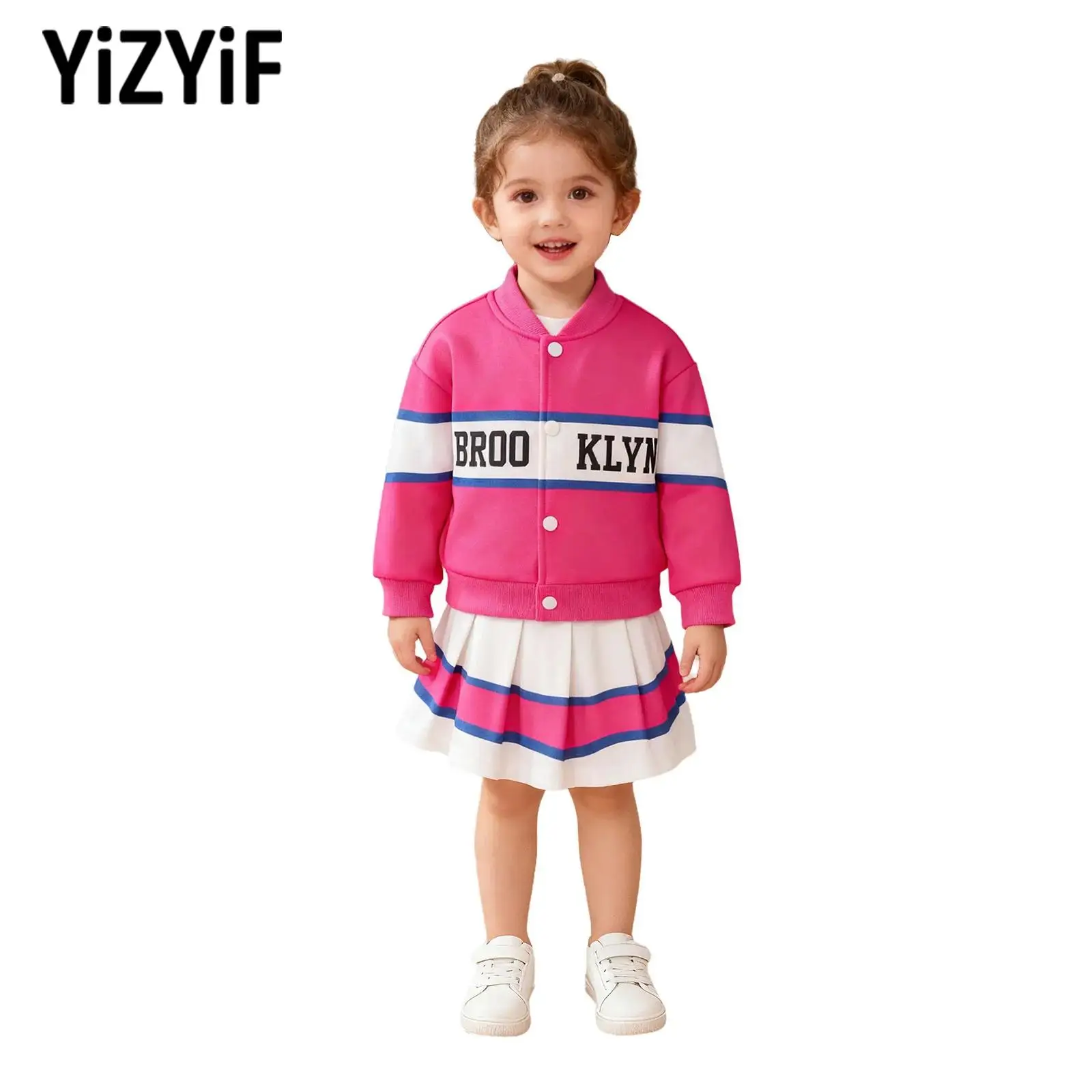 

Комплект для девочек: спортивная куртка с длинным рукавом на кнопках и принтом-надписью + плиссированная юбка. Повседневная одежда для подростков.