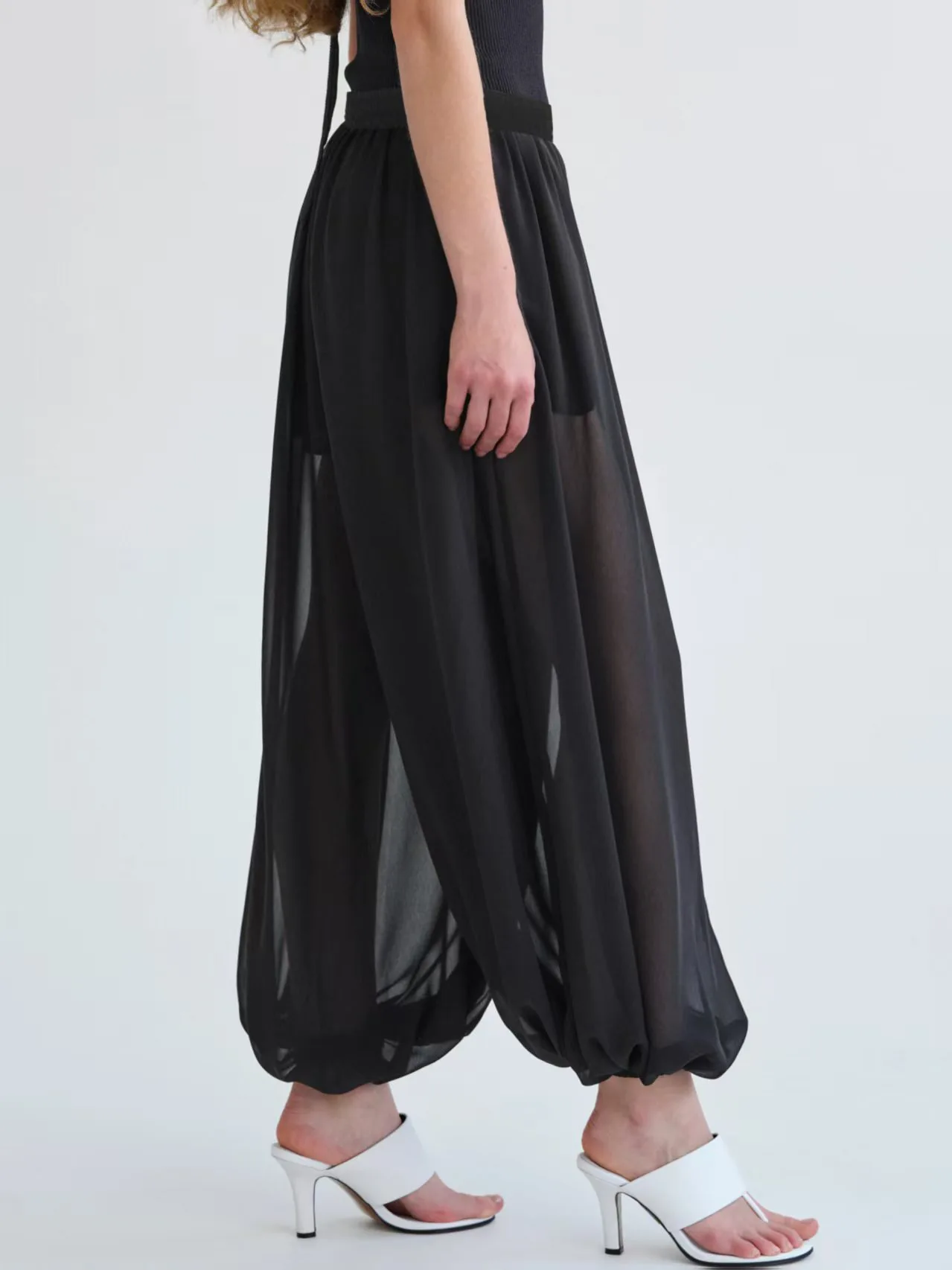 Fashionable Chiffon Lantern Pants For Women Spring Summer French Casual Simple Black Loose Elastic Waist Pleated Trousers