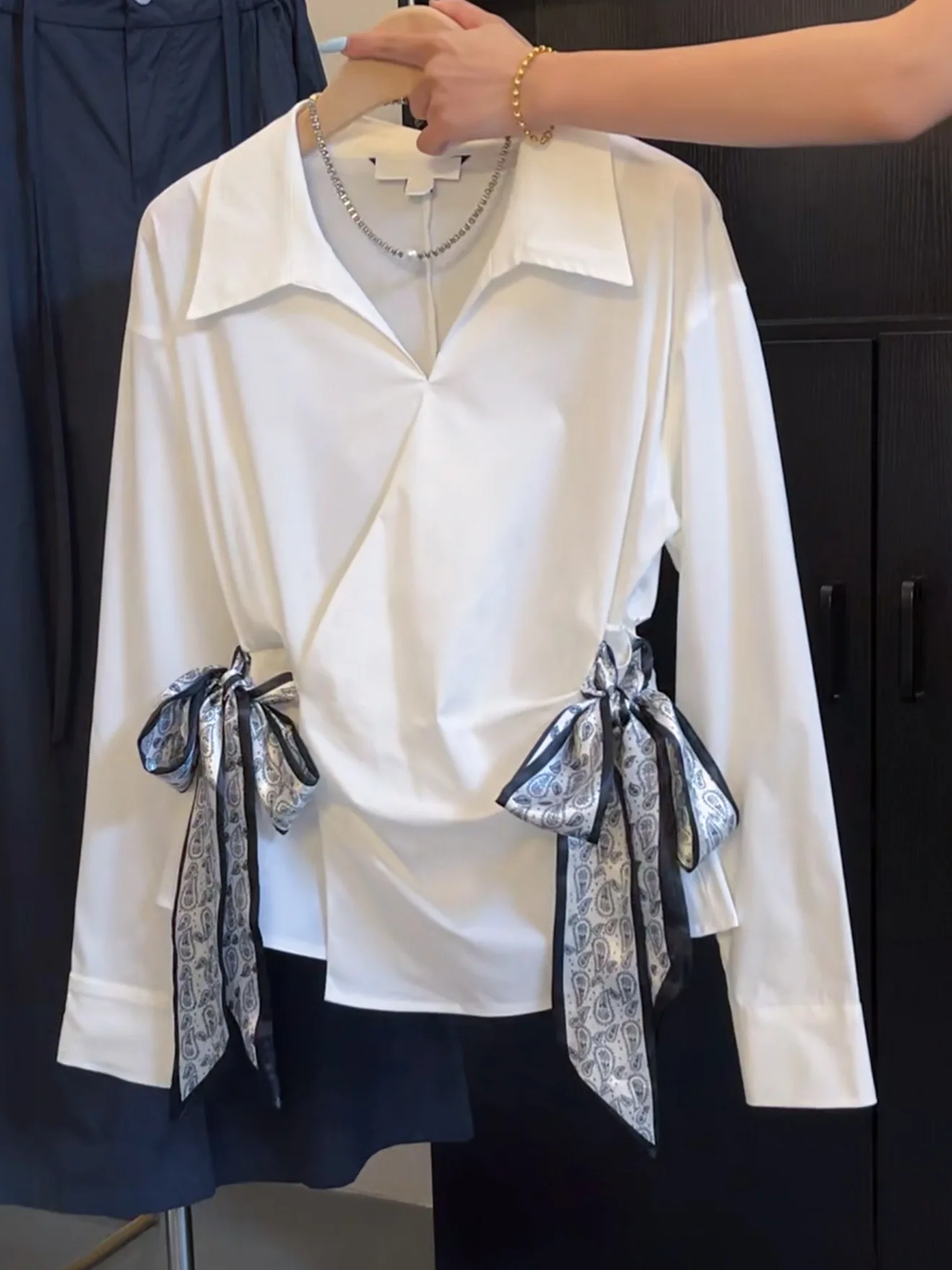 

Элегантная белая асимметричная женская рубашка с завышенной талией, весна-осень, с длинным рукавом, из смесового хлопка и полиэстера, комфортная, дышащая.