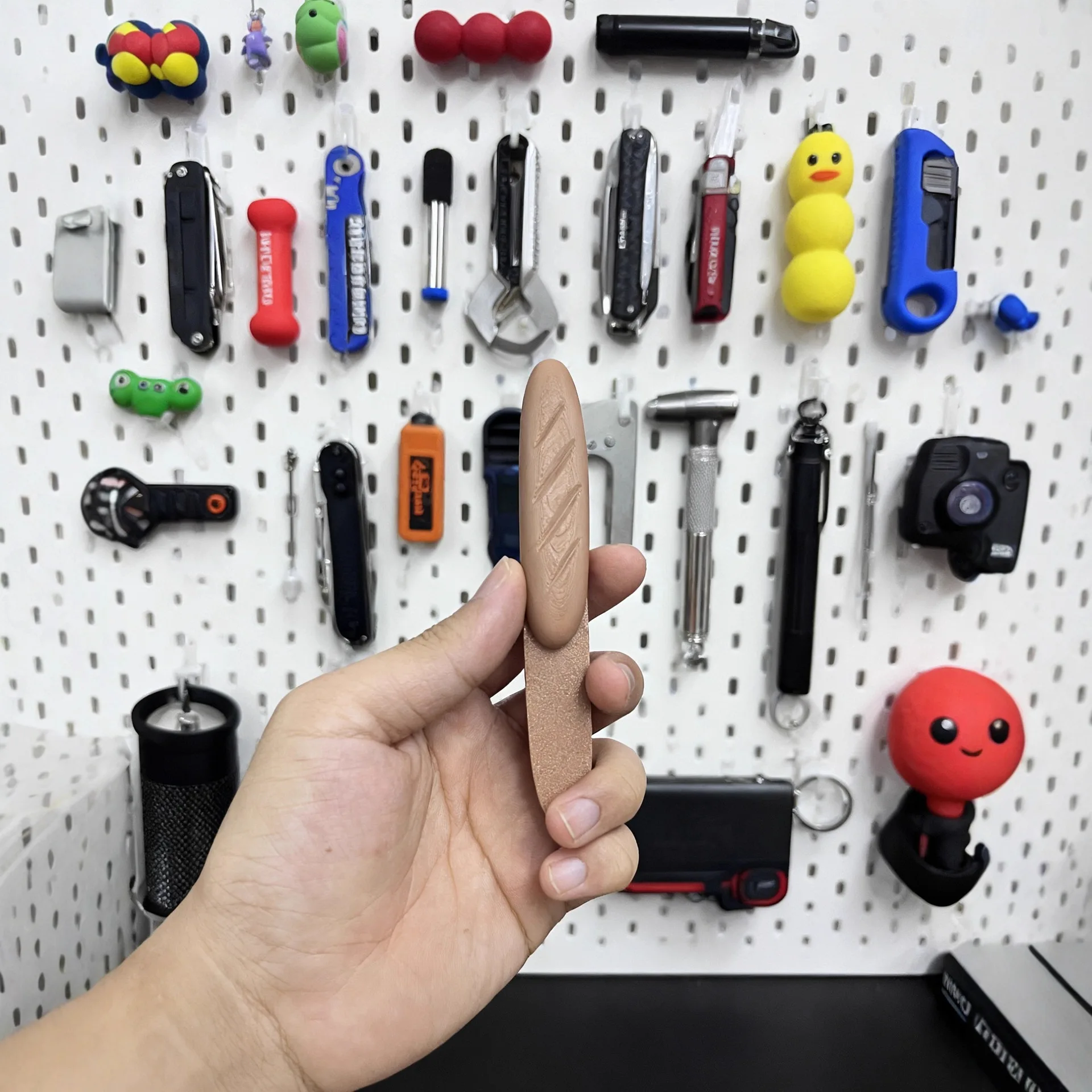 BaguetteEDC Fidget Slider Plastic Bread Infinite Push Fidget Adult Stress Relief Toy ADHD Tools Office Relaxation Anti-Anxiety