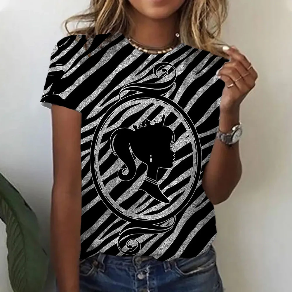 2024 Nieuwe Dames T-Shirt Met Korte Mouwen Barbie Cartoon Lente En Zomer Casual Ronde Hals Bedrukt Godin Eenvoudige Stijl T-Shirt