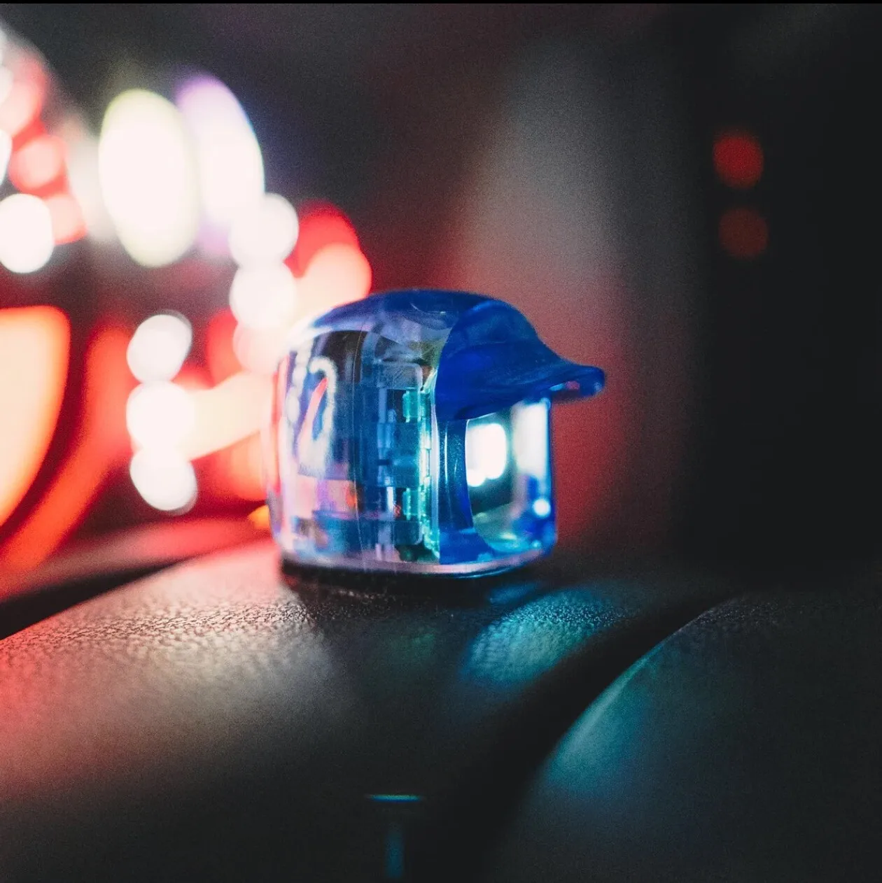low price Dasai Mochi 3 Limited Edition Transparent Crystal  Automotive Car Robot Replacement Decor Interior Dashboard Ornament