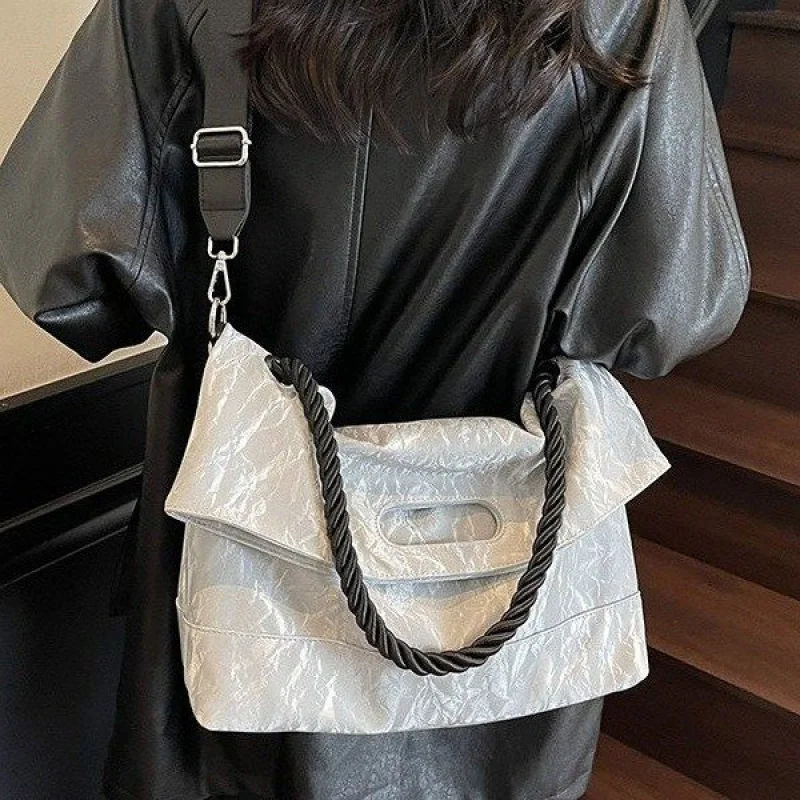 

Elegant Leather Messenger Bag for Ladies, Women's Crossbody Shoulder Bag, Luxury Brand by Famous Designer