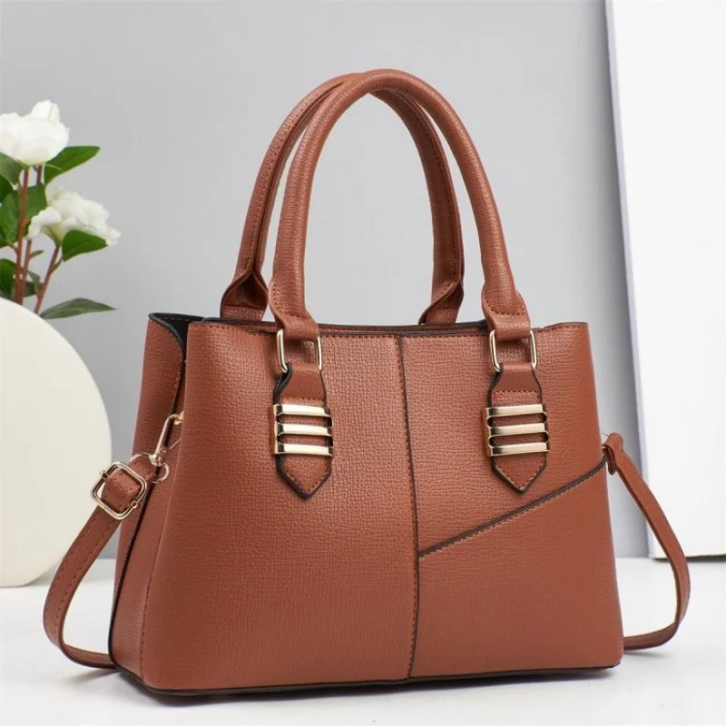 

Vintage Crossbody Shoulder Bag Women Retro Elegant Design Lightweight Spacious Work Daily Use