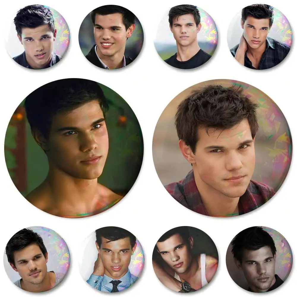 Actor Taylor Lautner Round Badge Creative Brooch Clothing Backpack Accessories Lapel Pin
