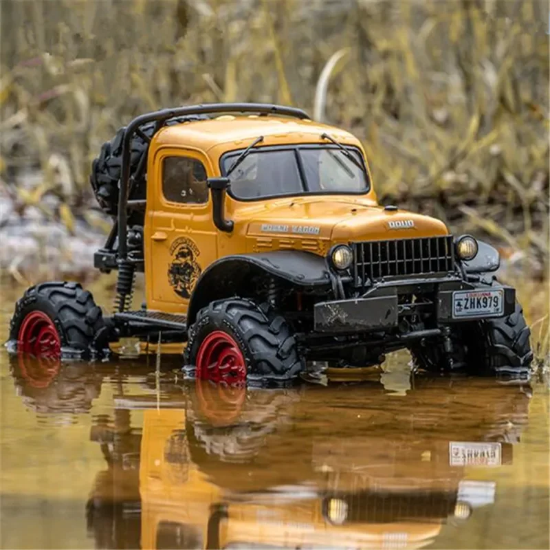 FMS Xiaoqi 1/24 Scale Little Climbing Car RC Remote Control Off-Road Four-Wheel Drive Electric Toy Truck Car Model Gift