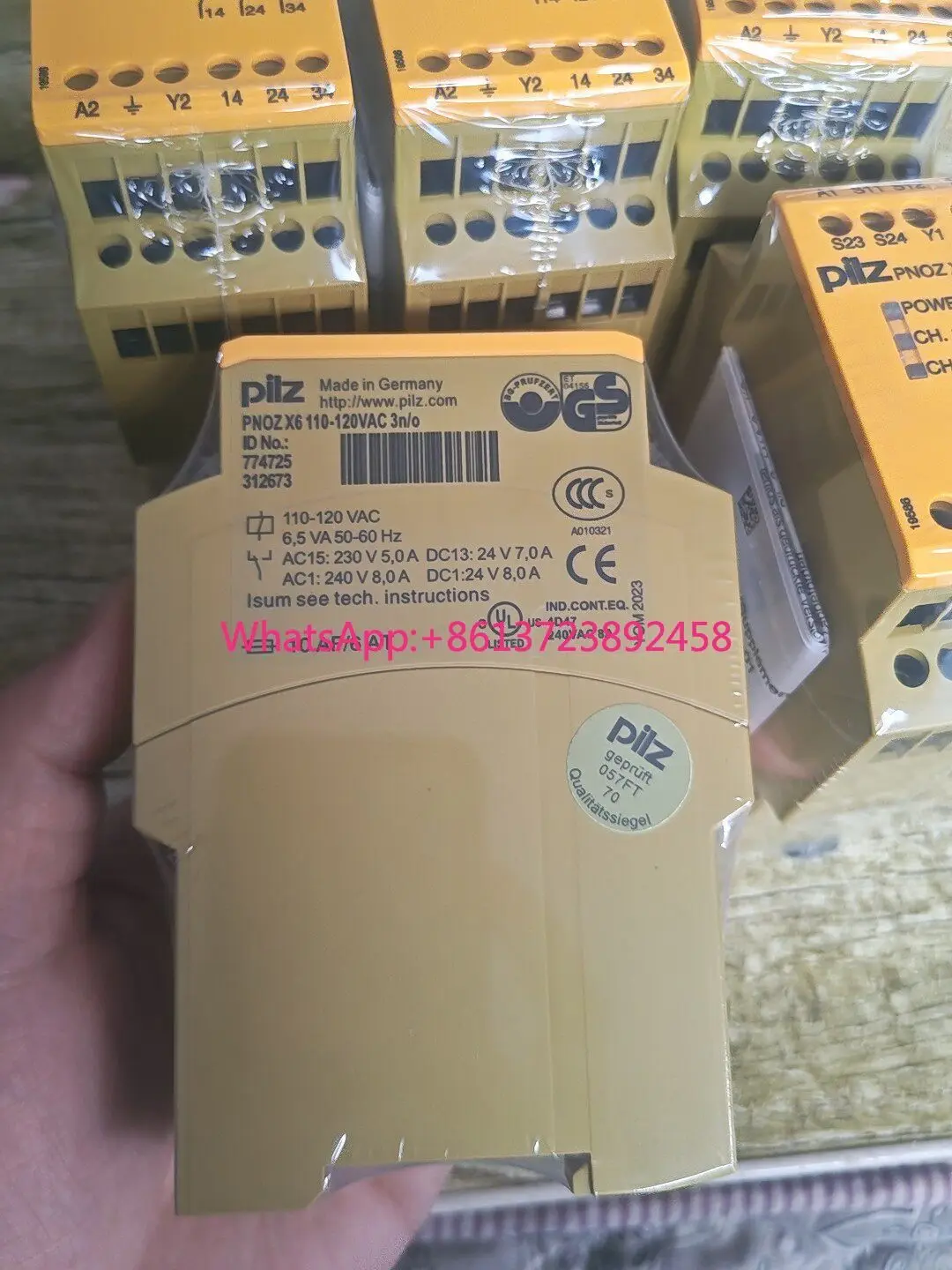 

Pilz X6 774725 safety relay Germany in stock