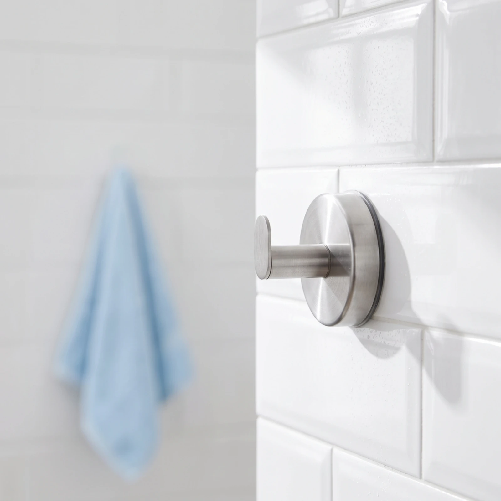 Towel Hook with Suction Cup Stainless Steel Suction Hook Rustproof Damage Free for Renters, Bathroom, Kitchen