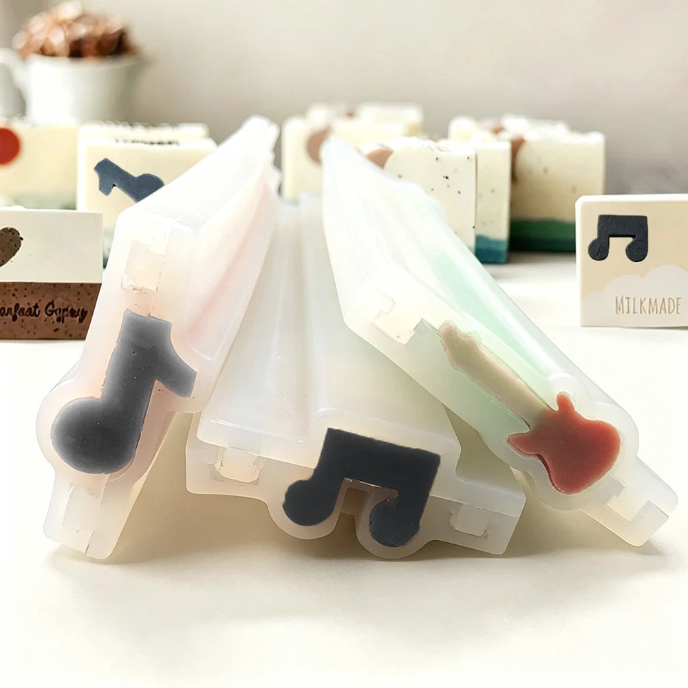 Soap Making Process - แม่พิมพ์สบู่รูปกีตาร์ ไวโอลิน หลอด น้ำเต้า โน้ตดนตรี ซิลิโคน