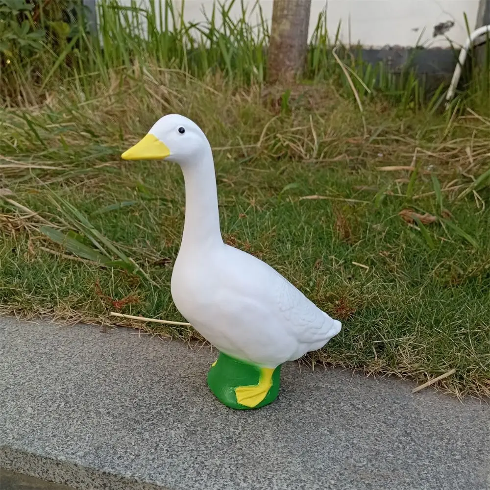

Garden Decoration Resin Goose Figurine Cute Simulated Miniature Sculpture Lifelike Animal Statue Fish Pond