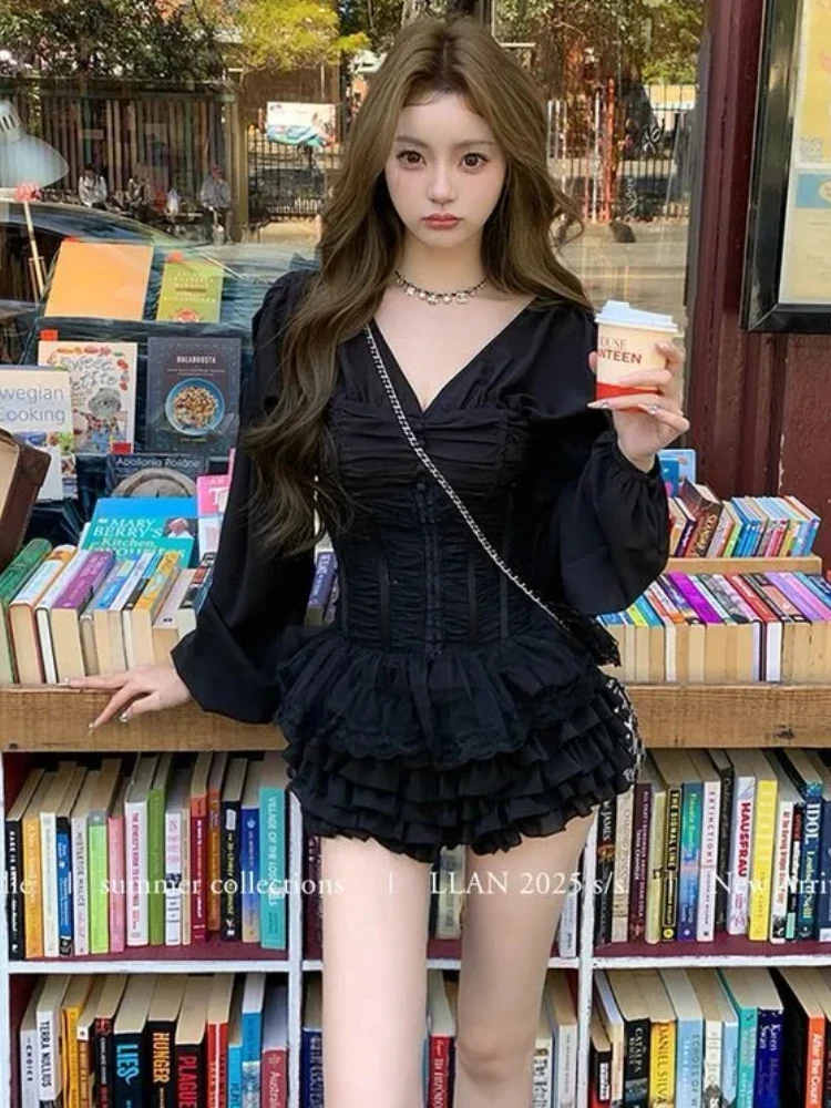 Pakaian Musim Gugur Gaya Gotik Prancis Halloween Pure Wind Wanita Seksi Atasan Slim V-neck + Rok Mengembang Set 3 Potong Mode Pesta Vintage Baru
